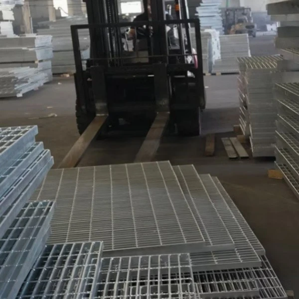 Hot DIP Galvanized Grating For Construction Project factory
